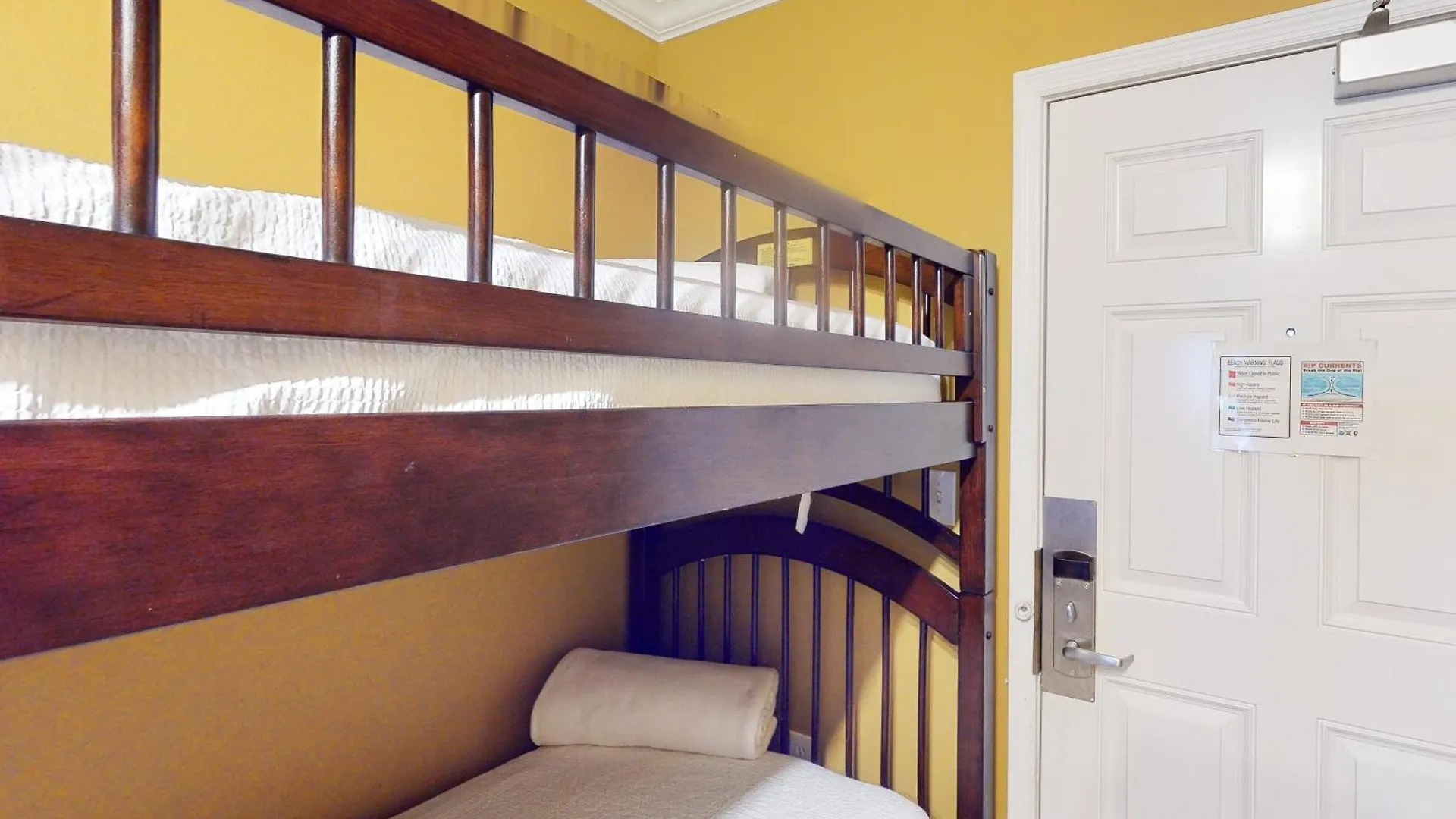شقة Emerald Beach Resort 2431 بنما سيتي بيتش